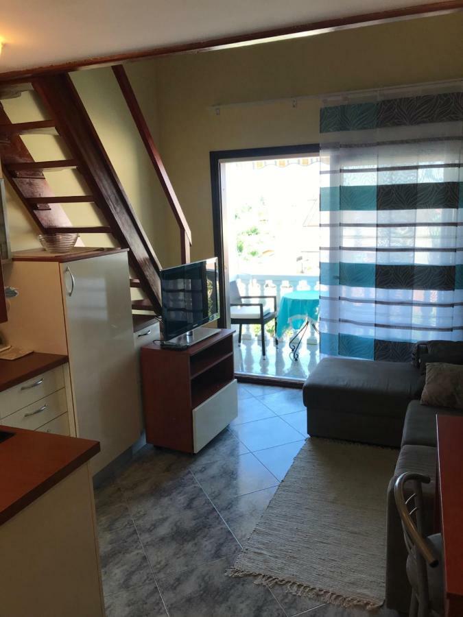 Studio Apartman Lorenzo Umag Bagian luar foto